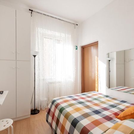 Central Little Basic Apartment Rome Extérieur photo
