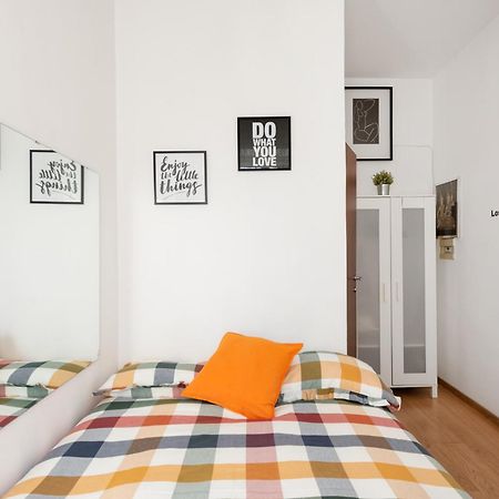 Central Little Basic Apartment Rome Extérieur photo