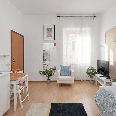 Central Little Basic Apartment Rome Extérieur photo